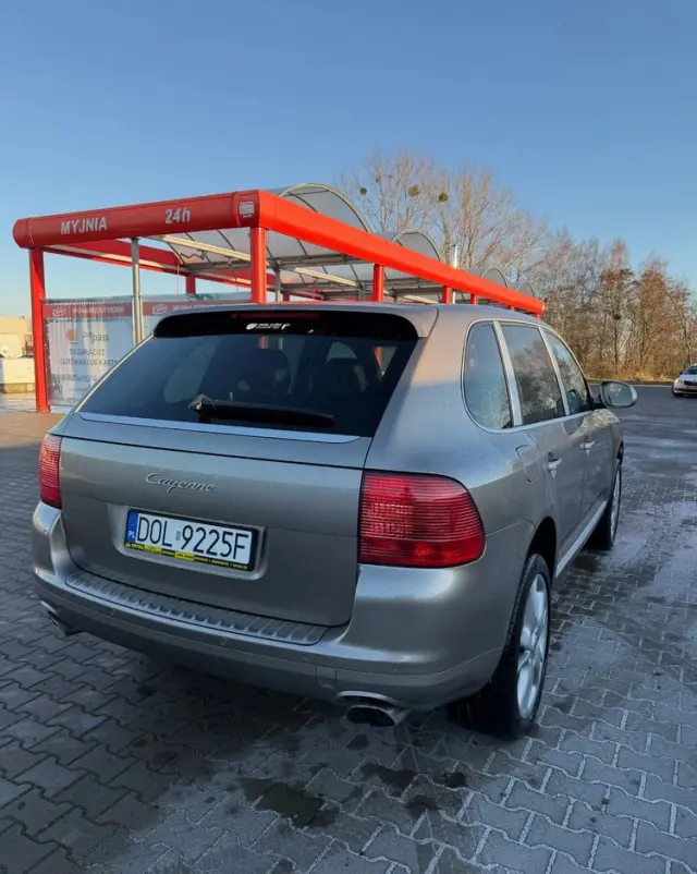 PORSCHE Cayenne Standard