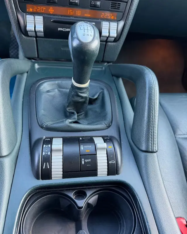 PORSCHE Cayenne Standard