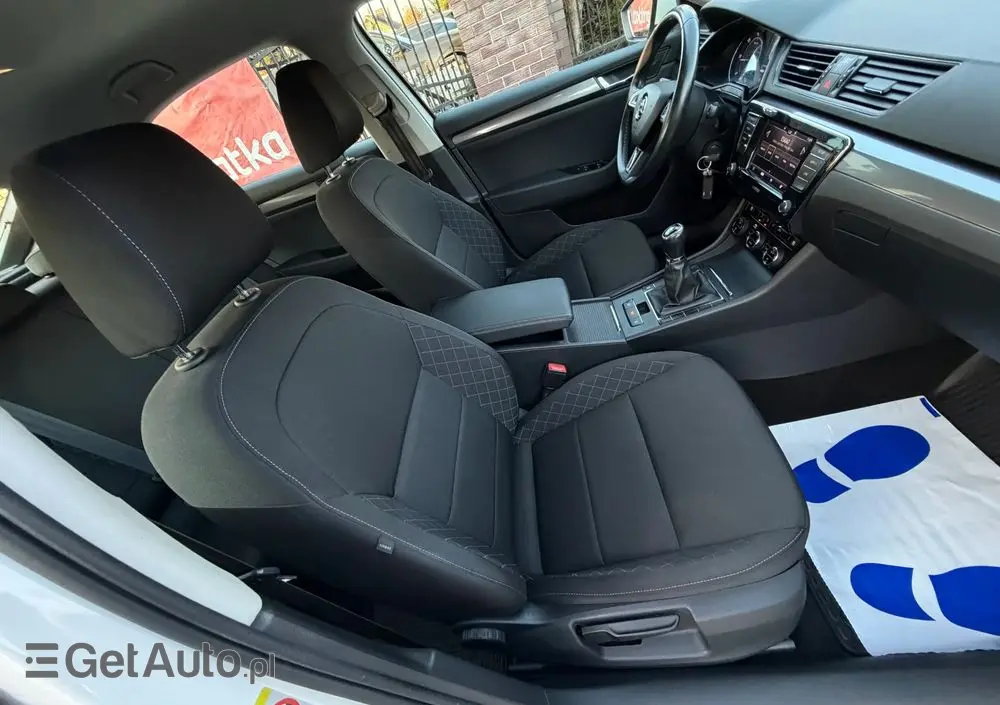 SKODA Superb 2.0 TDI Active