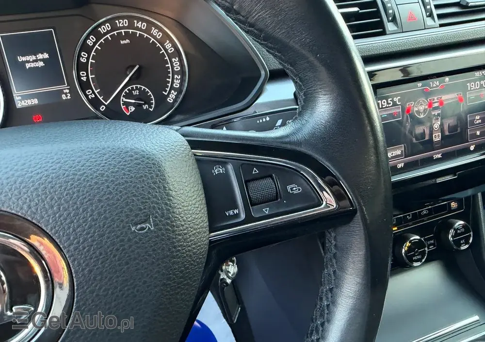 SKODA Superb 2.0 TDI Active