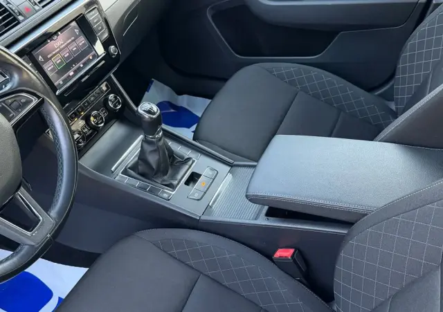 SKODA Superb 2.0 TDI Active