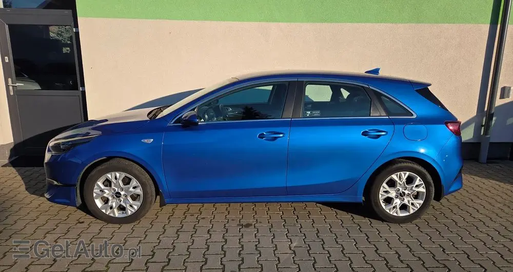 KIA Ceed 1.5 T-GDI M