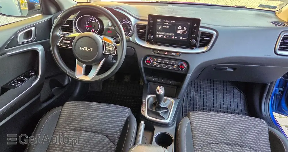 KIA Ceed 1.5 T-GDI M