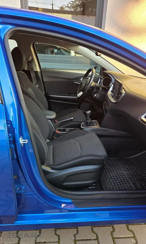 KIA Ceed 1.5 T-GDI M