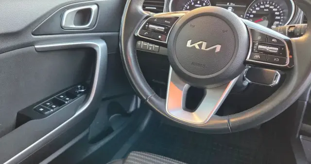 KIA Ceed 1.5 T-GDI M
