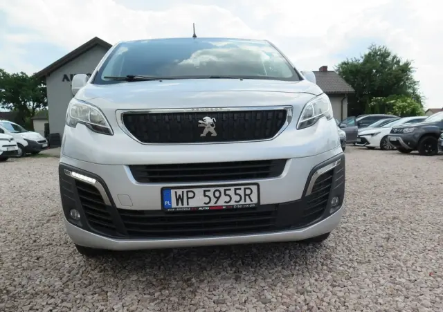 PEUGEOT Expert Kombi Long 2,8t