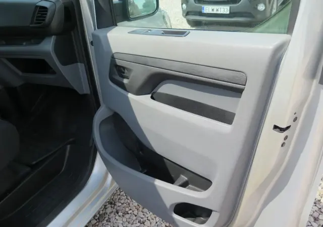PEUGEOT Expert Kombi Long 2,8t