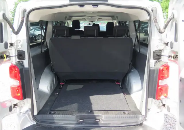 PEUGEOT Expert Kombi Long 2,8t