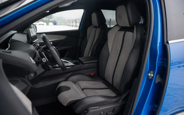 PEUGEOT 3008 1.6 PureTech Hybrid PHEV Active Pack S&S EAT8