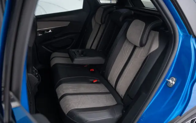 PEUGEOT 3008 1.6 PureTech Hybrid PHEV Active Pack S&S EAT8
