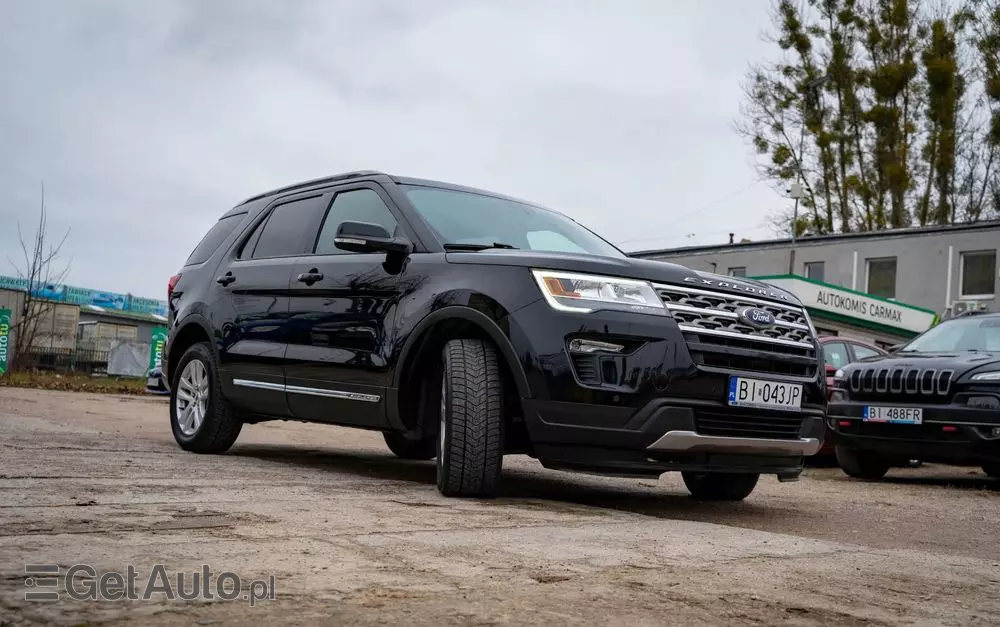 FORD Explorer 