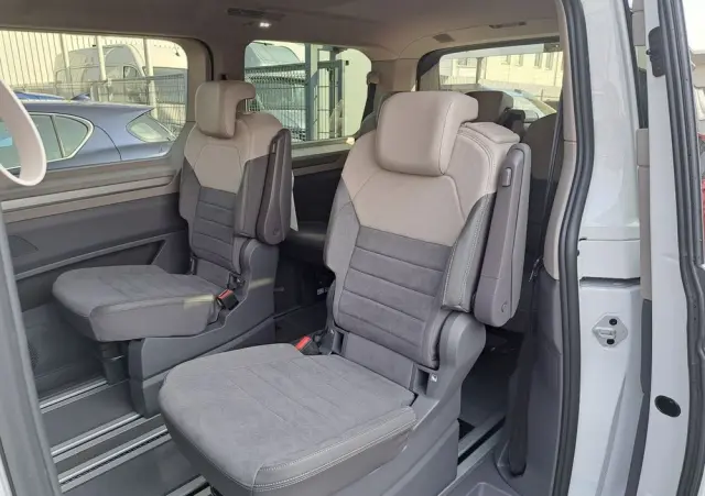 VOLKSWAGEN Multivan 2.0 TDI L2 Edition DSG