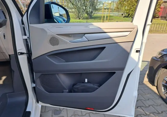 VOLKSWAGEN Multivan 2.0 TDI L2 Edition DSG