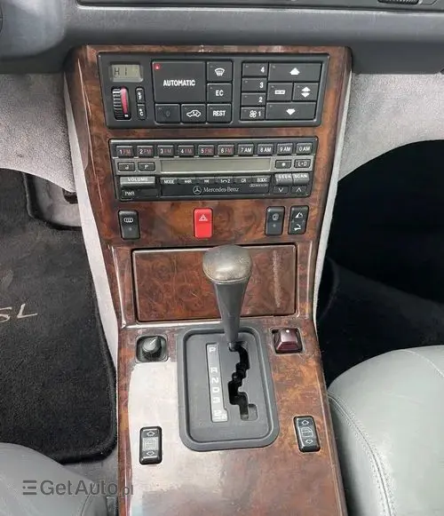 MERCEDES-BENZ SL 