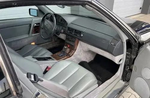 MERCEDES-BENZ SL 