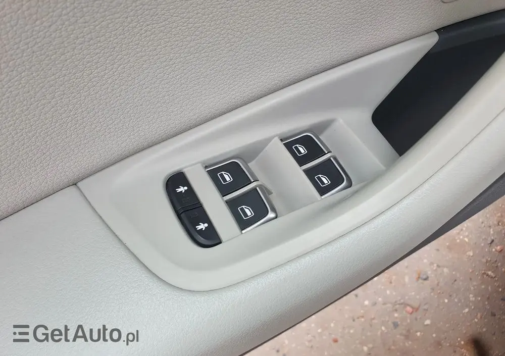 AUDI A6 Avant 3.0 TDI Quattro S tronic