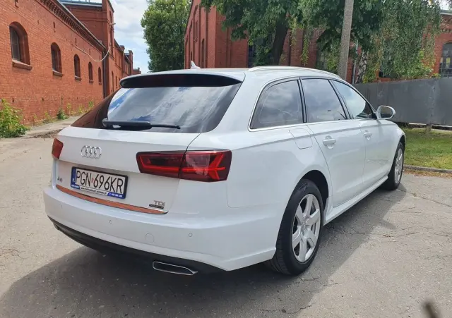 AUDI A6 Avant 3.0 TDI Quattro S tronic