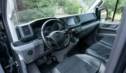 VOLKSWAGEN Crafter 