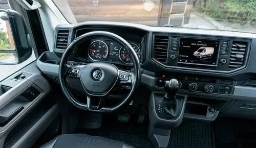 VOLKSWAGEN Crafter 