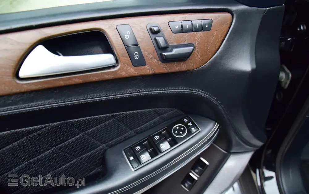 MERCEDES-BENZ GL 500 4-Matic