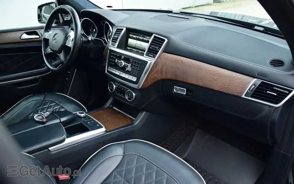 MERCEDES-BENZ GL 500 4-Matic