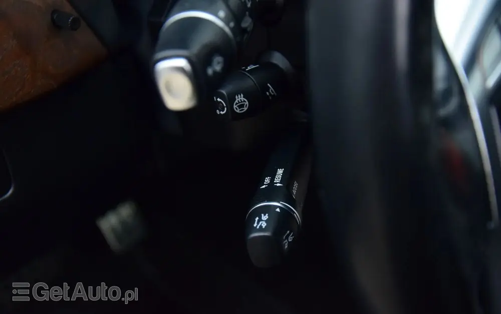 MERCEDES-BENZ GL 500 4-Matic