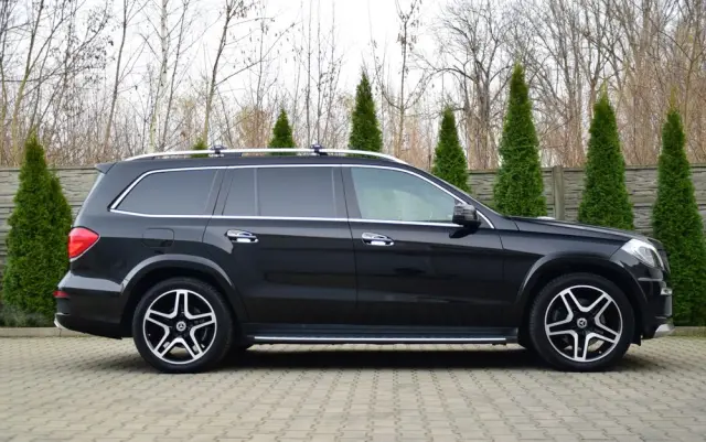 MERCEDES-BENZ GL 500 4-Matic