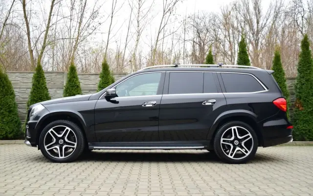 MERCEDES-BENZ GL 500 4-Matic