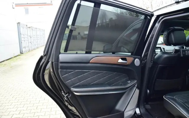 MERCEDES-BENZ GL 500 4-Matic