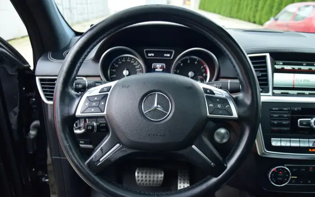 MERCEDES-BENZ GL 500 4-Matic