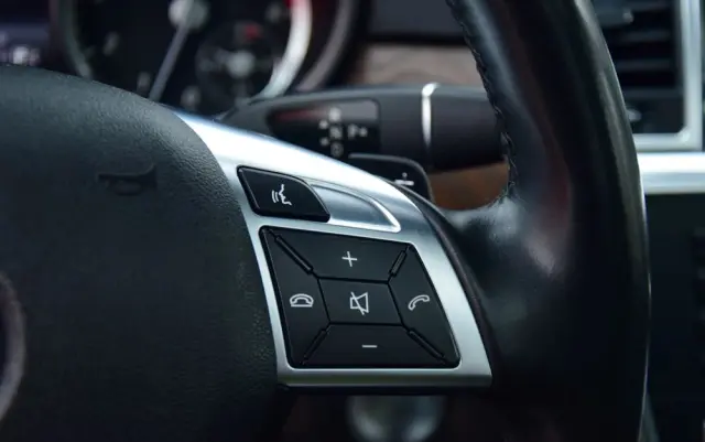 MERCEDES-BENZ GL 500 4-Matic