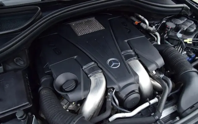 MERCEDES-BENZ GL 500 4-Matic