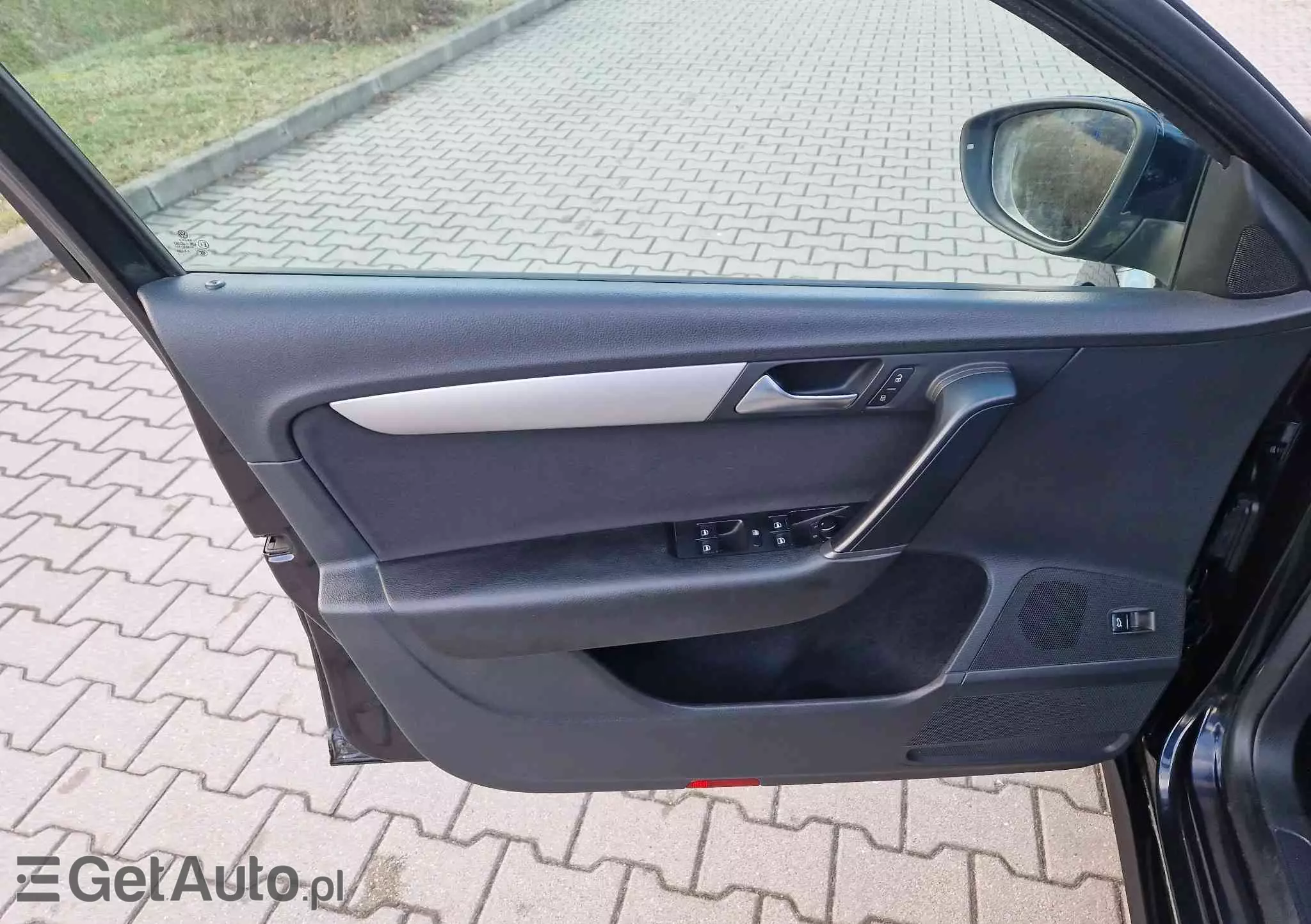 VOLKSWAGEN Passat Variant 1.6 TDI BlueMotion