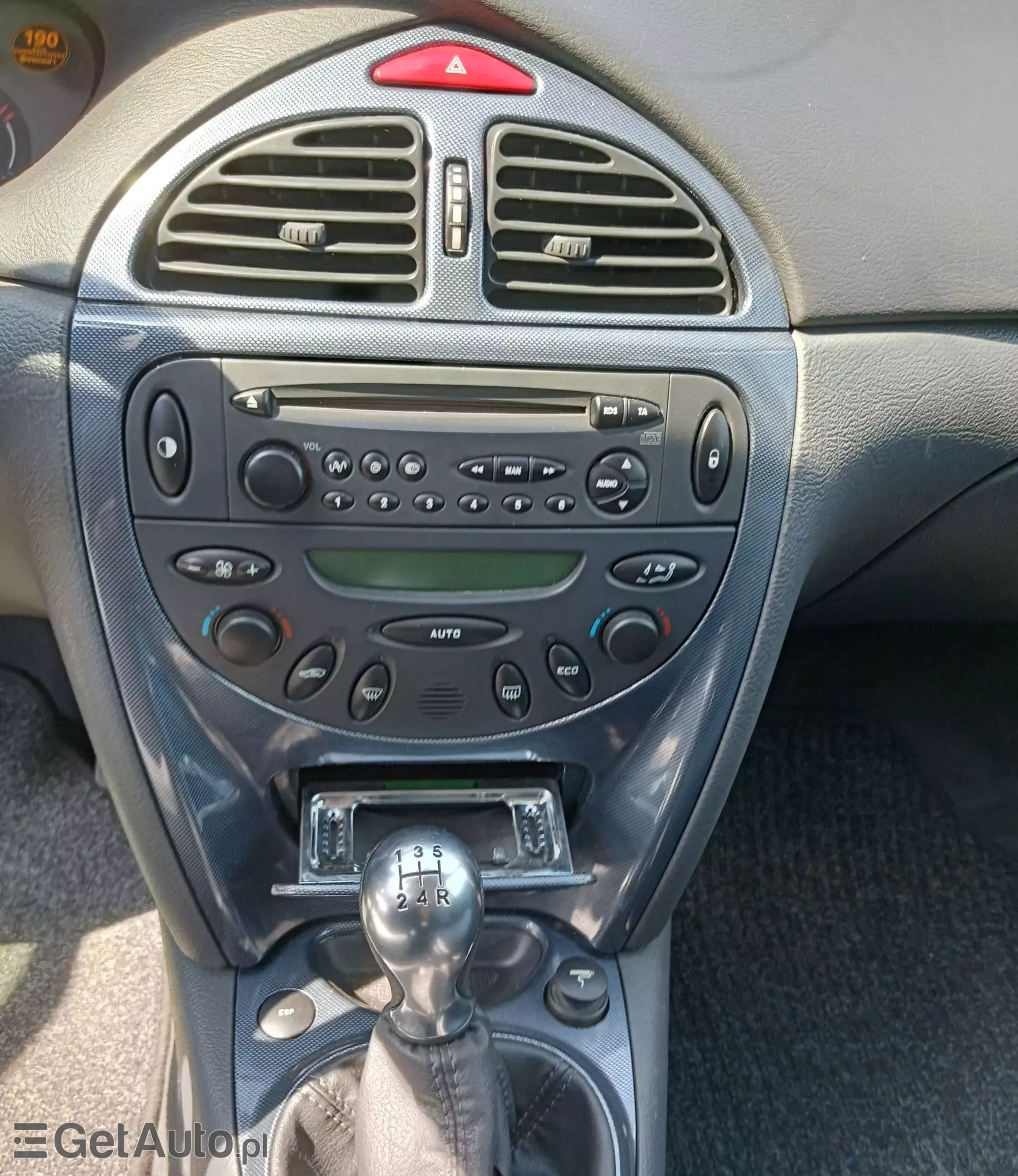 CITROEN C5 2.0i 16V (136 KM)