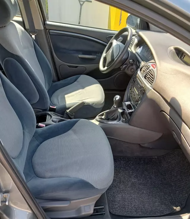 CITROEN C5 2.0i 16V (136 KM)