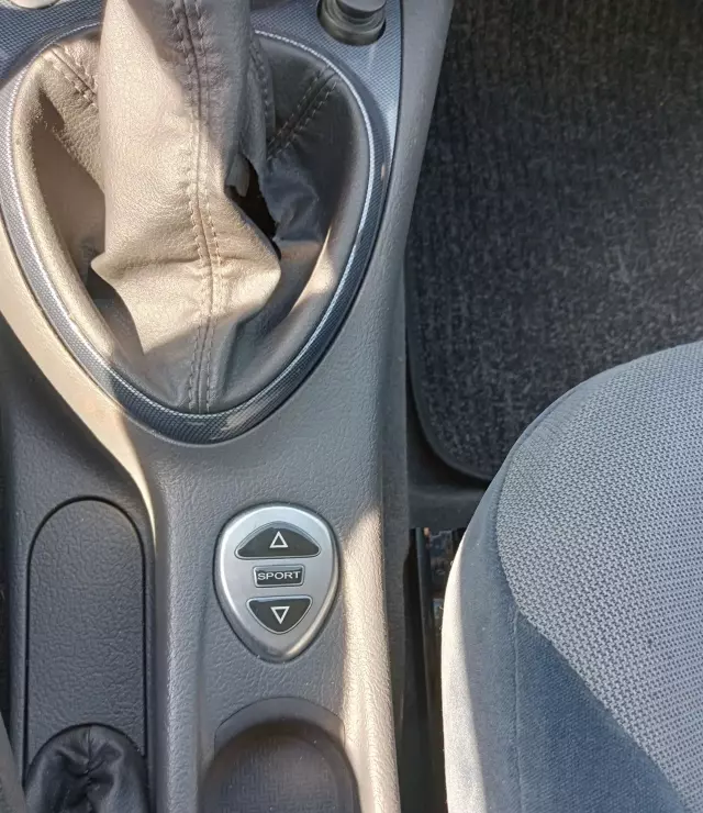 CITROEN C5 2.0i 16V (136 KM)