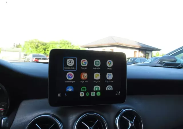 MERCEDES-BENZ GLA 200 7G-DCT Urban