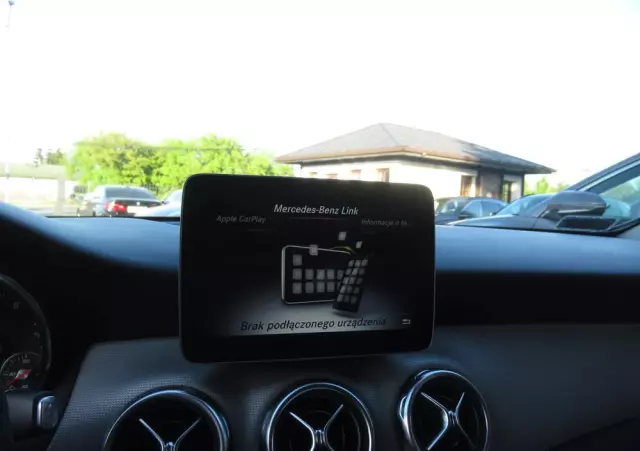 MERCEDES-BENZ GLA 200 7G-DCT Urban