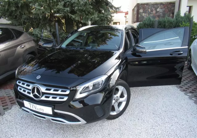 MERCEDES-BENZ GLA 200 7G-DCT Urban
