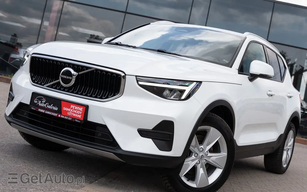 VOLVO XC 40 B3 B DKG Plus Bright