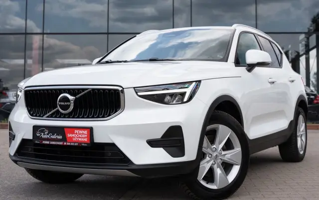 VOLVO XC 40 B3 B DKG Plus Bright