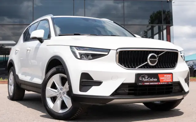 VOLVO XC 40 B3 B DKG Plus Bright