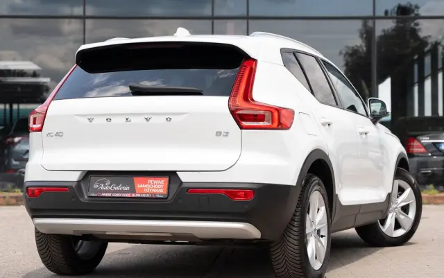 VOLVO XC 40 B3 B DKG Plus Bright