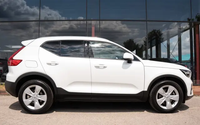 VOLVO XC 40 B3 B DKG Plus Bright