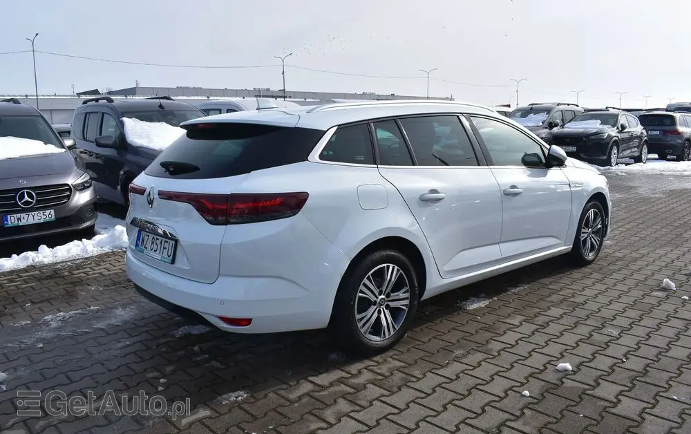 RENAULT Megane 1.3 TCe Intens EDC