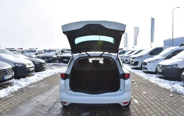 RENAULT Megane 1.3 TCe Intens EDC