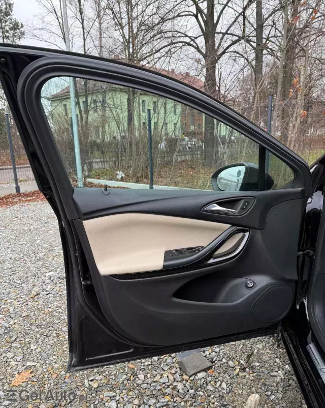 OPEL Astra 1.6 BiTurbo D (CDTI) Start/Stop Business