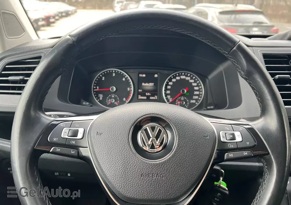 VOLKSWAGEN Caravelle 2.0 TDI L2 Highline DSG