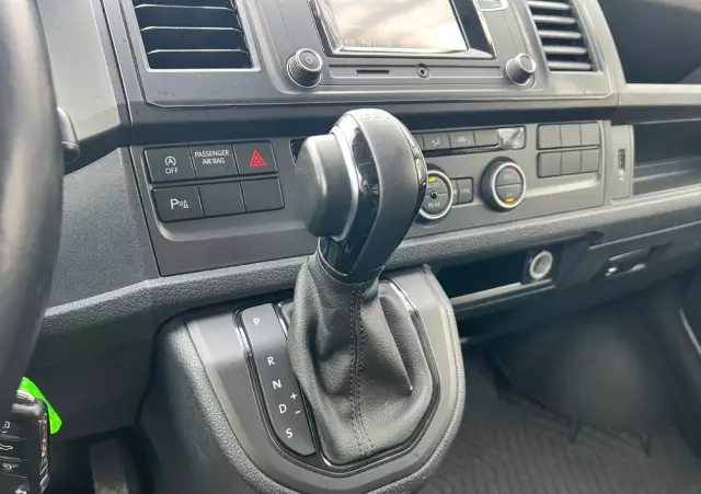 VOLKSWAGEN Caravelle 2.0 TDI L2 Highline DSG