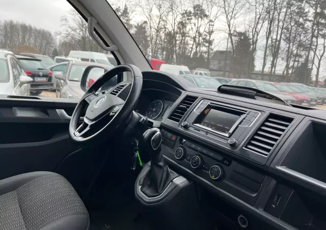 VOLKSWAGEN Caravelle 2.0 TDI L2 Highline DSG